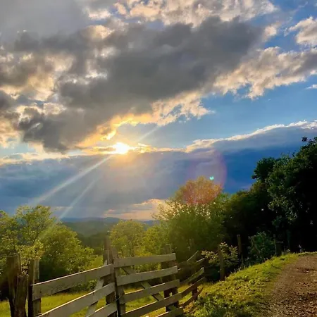 Casa vacanze Vikend Kuca Pod Lipom *