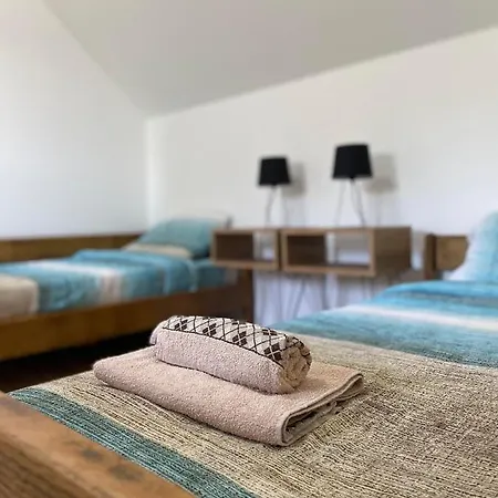 Vikend Kuca Pod Lipom *